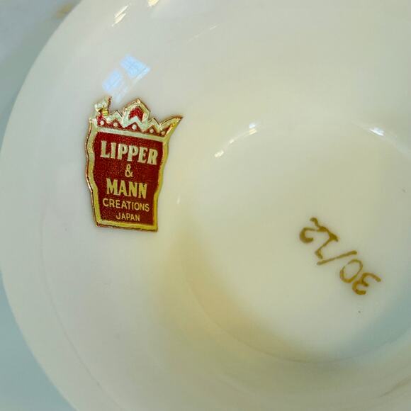 Pocelain Candy Dish Japan Lidded Pink Roses Gold Accents Lipper & Mann 30/12 - Picture 8 of 9